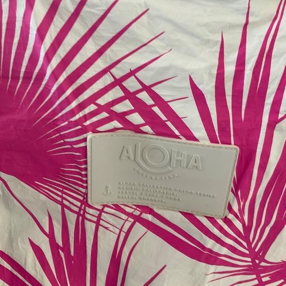 ALOHA Collection Day Tripper Day Palms Electric Neon Pink/White Bag - Picture 4 of 10